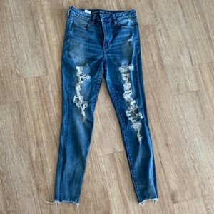 American eagle distressed jegging